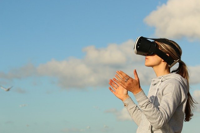 Virtual reality used to help pain and anxiety management